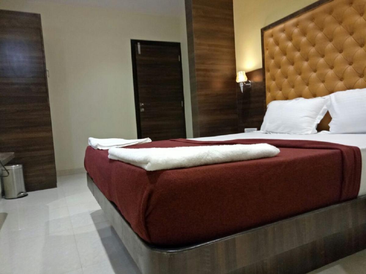 Hotel Silver Elite Mumbai Exterior photo